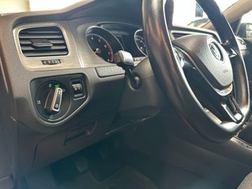 Volkswagen Golf VII *ISOFIX*A-HOLD*KLIMA*