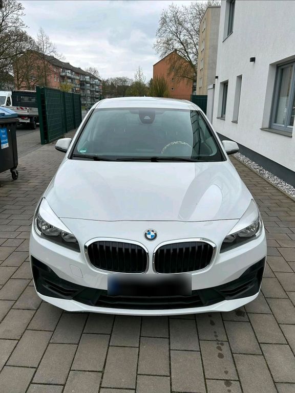 Image of BMW 218