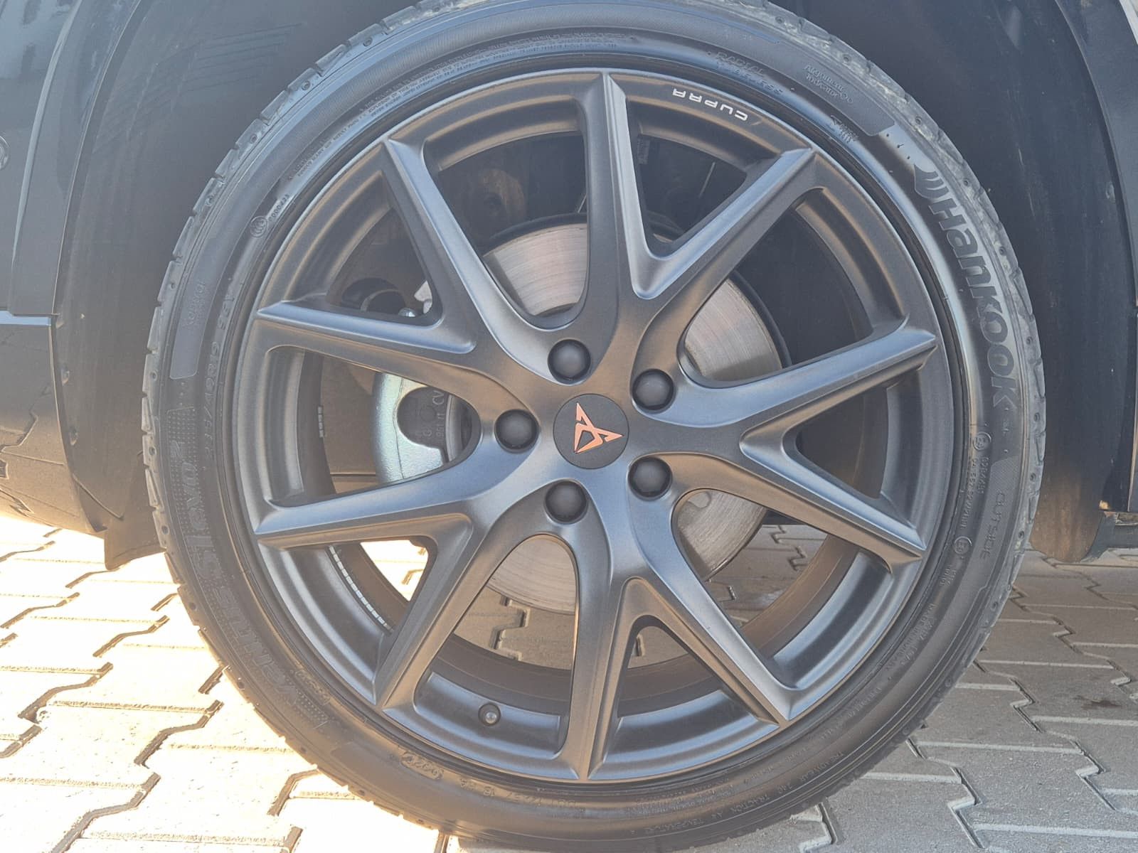 Fahrzeugabbildung CUPRA Ateca 1.5 TSI DSG PANO*DINAMICA*ACC*KAM*AHK*19"