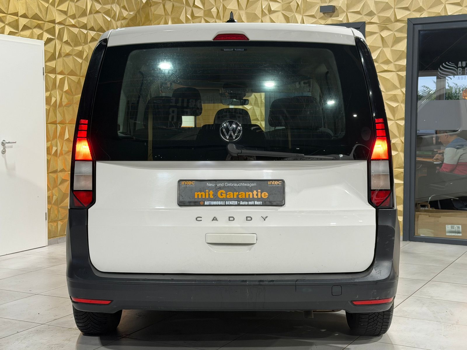 Fahrzeugabbildung Volkswagen Caddy  BLUETOOTH/AUTO-HOLD/ACC/TEMPOMAT/