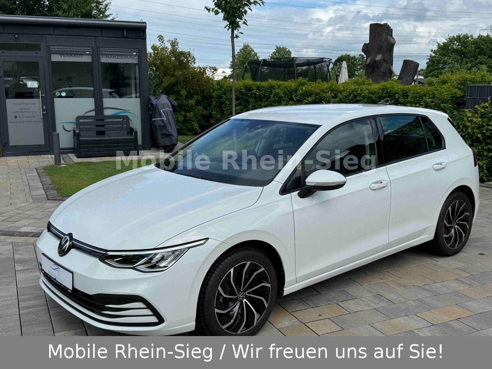 Volkswagen Golf VIII Lim. Life eTSI *DSG*CAM*ACC*PDC*1Hand*