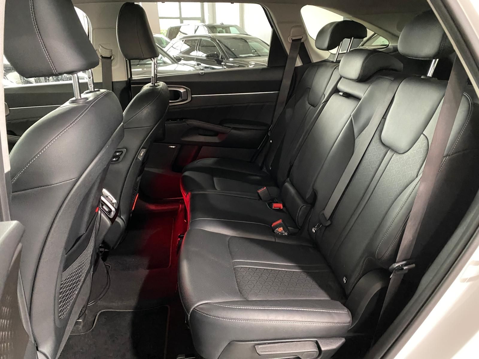 Fahrzeugabbildung Kia Sorento 2.2 CRDi Spirit 2WD/Navi/LED/1.Hd/U-Frei