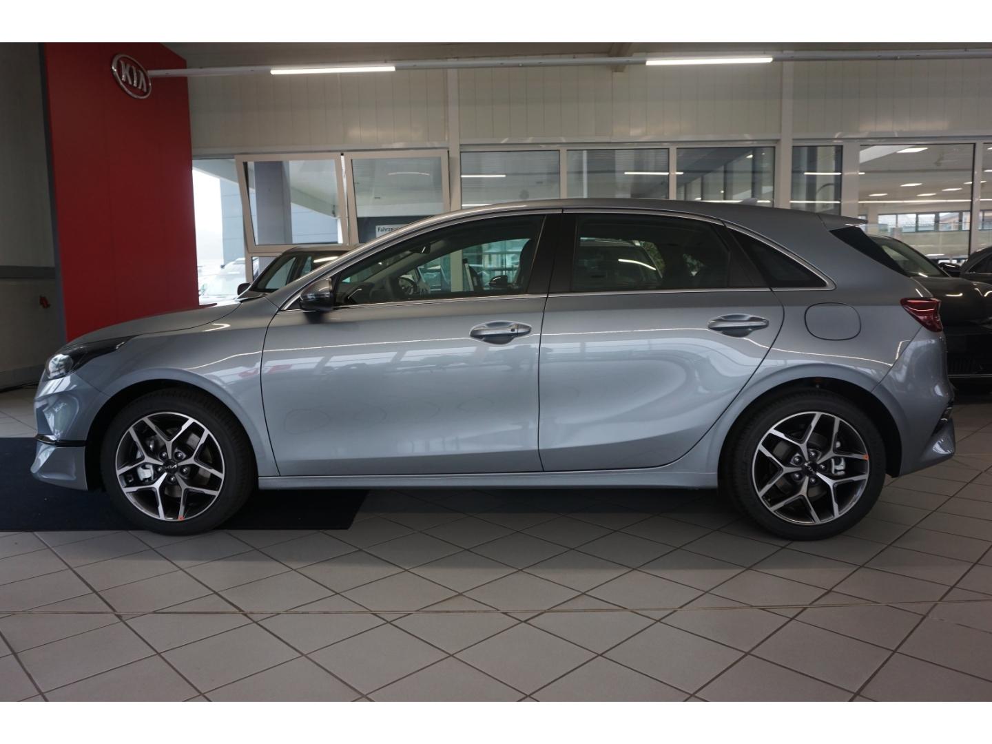 Kia Ceed 1.5 T-GDI 140 Spirit Navi LED Kamera 17''LM
