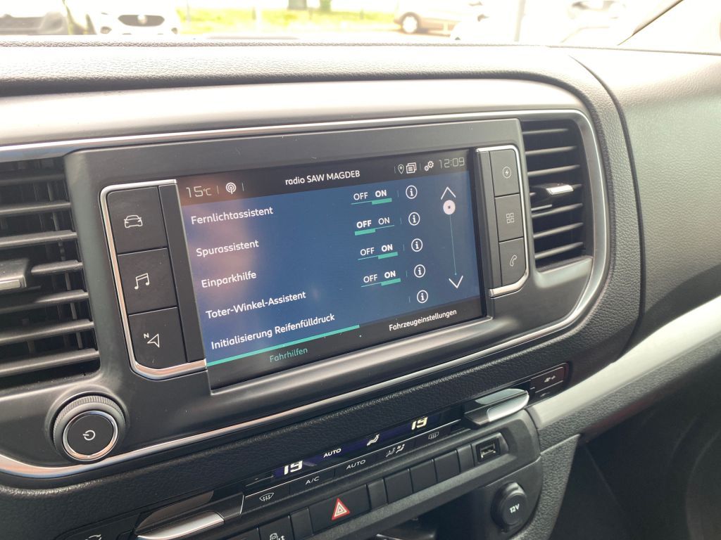 Fahrzeugabbildung Citroën e-Spacetourer XL (75 kWh) Shine*Allwetter*AZV*