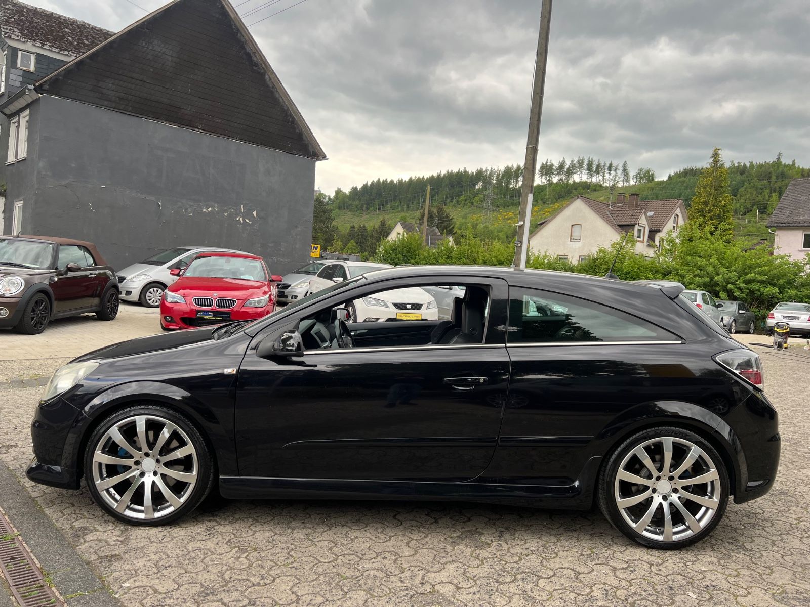 Fahrzeugabbildung Opel Astra H GTC OPC *2.HAND*TÜV NEU*