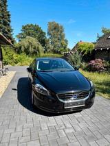 Volvo V40 T2 YOU! - Volvo V40 YOU! mit Benzin-Antrieb