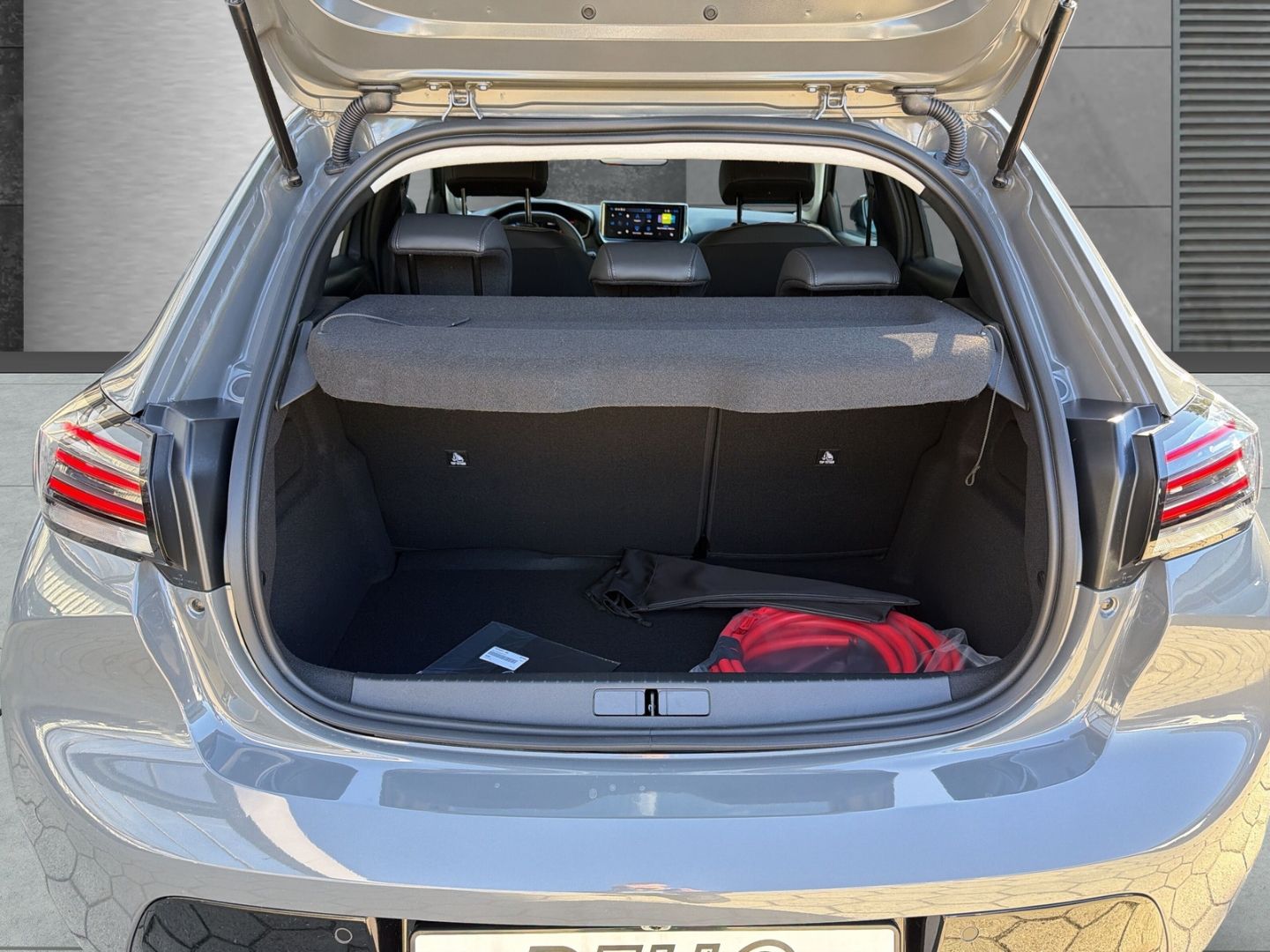 Peugeot e-208 - Bild 5