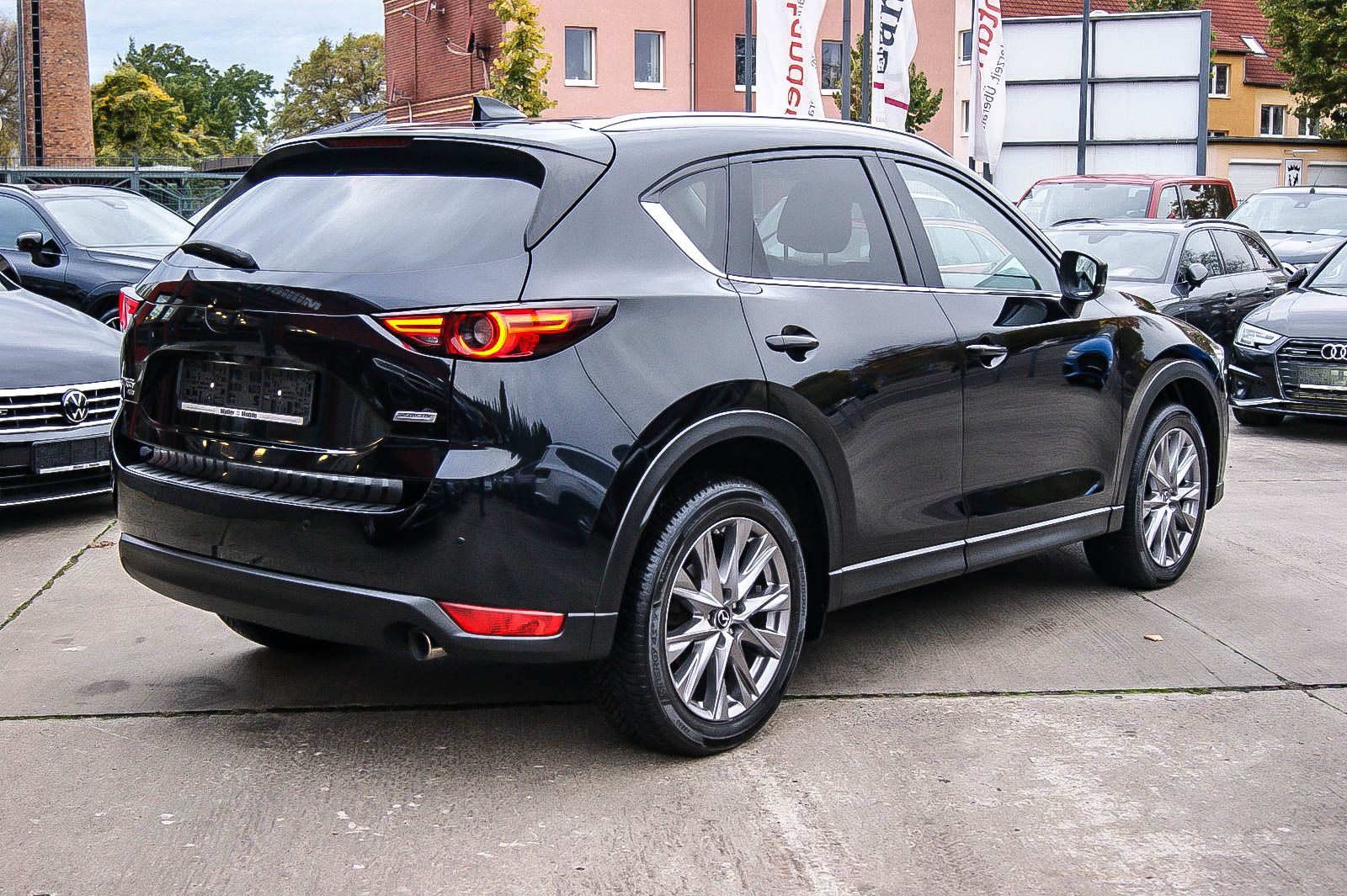 Fahrzeugabbildung Mazda CX-5 Sports-Line AWD MATRIX-LED 360° HUD ACC 19'