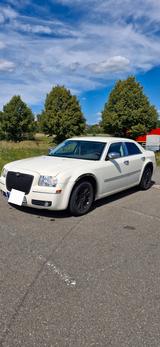 Chrysler 300C 3.5 V6 Autom. - - weiße Chrysler 300C