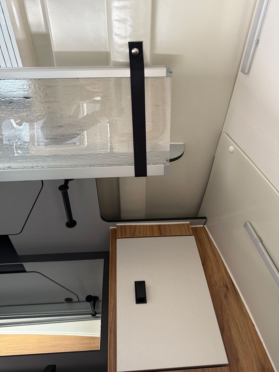 Fahrzeugabbildung Karmann Dexter 4x4 DE 570 AW Klima, RFK, Heizung 4KW