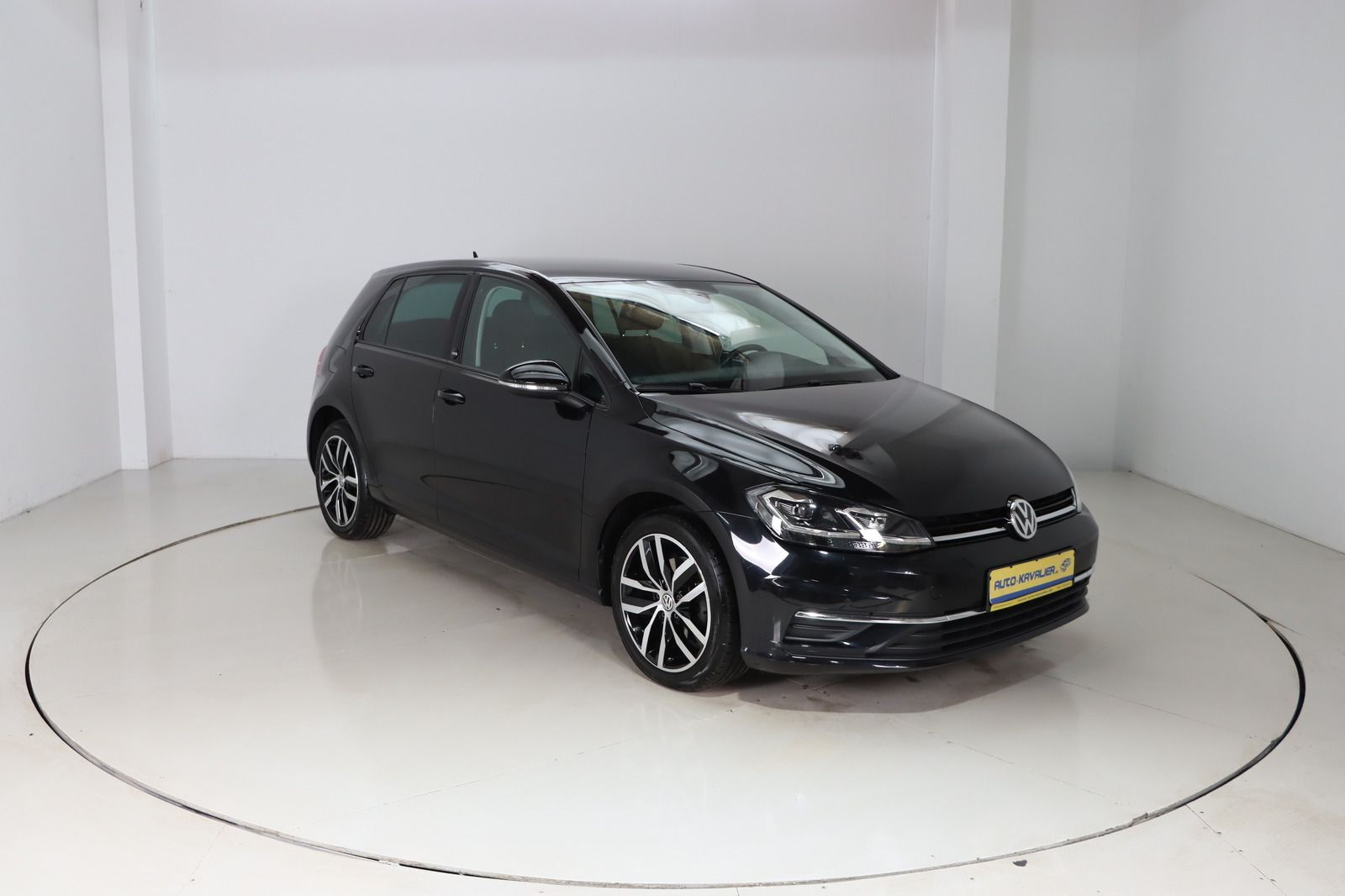 Fahrzeugabbildung Volkswagen Golf VII Sound * Standheizung * LED *