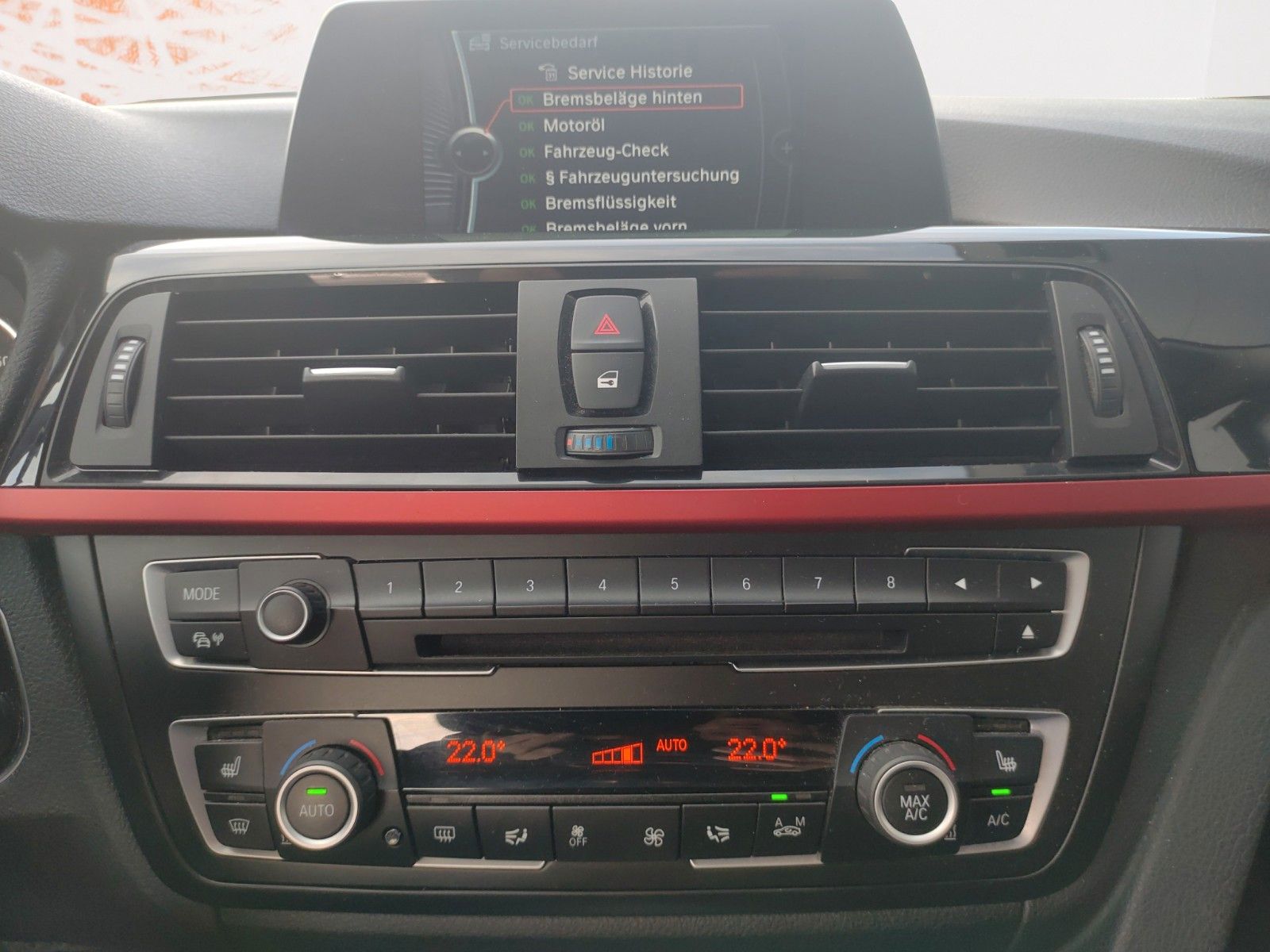 Fahrzeugabbildung BMW 335 Baureihe 3 Touring 335d xDrive
