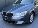Skoda Octavia Combi 2.0 TDI Elegance 4X4 AHK - Skoda Octavia: Allradantrieb, Elegance