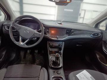 Bild 7 Opel Astra K Sports Tourer Elegance mit Navigation
