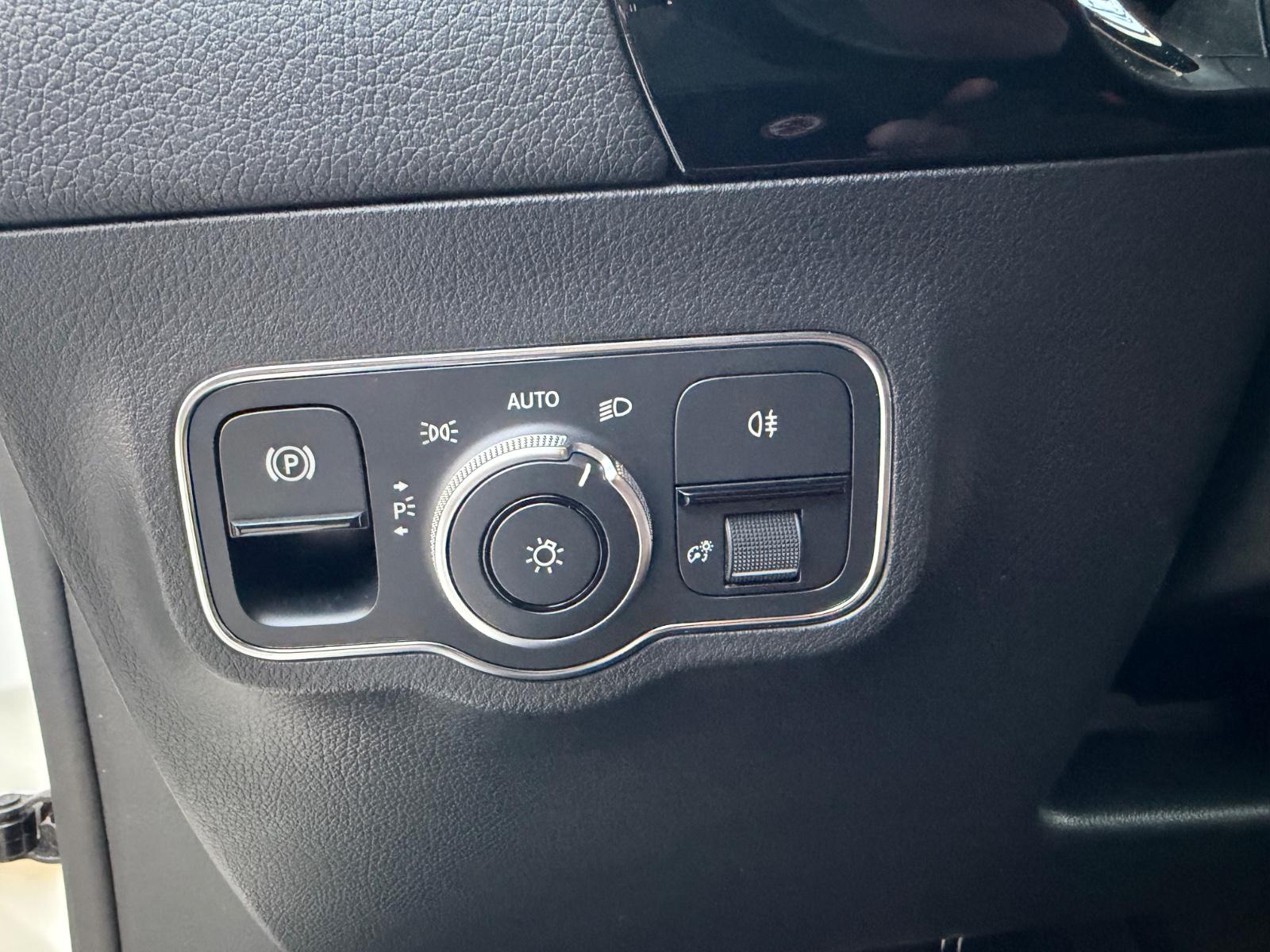Mercedes-Benz B-Class Automatik Top Ausstattung Widescreen, миниатюра 17