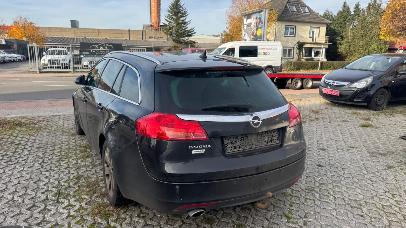 Opel Insignia 2010 — двигун 1.956 cm³, 131 HP (96kW)