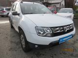 Dacia Duster I Laureate 4x4 - Dacia Duster aus 2014 mit Diesel-Antrieb: Allradantrieb, Geländewagen