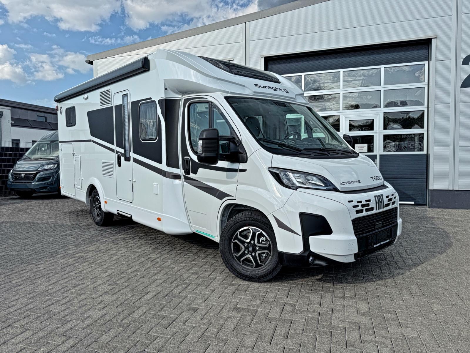 Sunlight T 68 C  Adventure  Multimedia MAXI