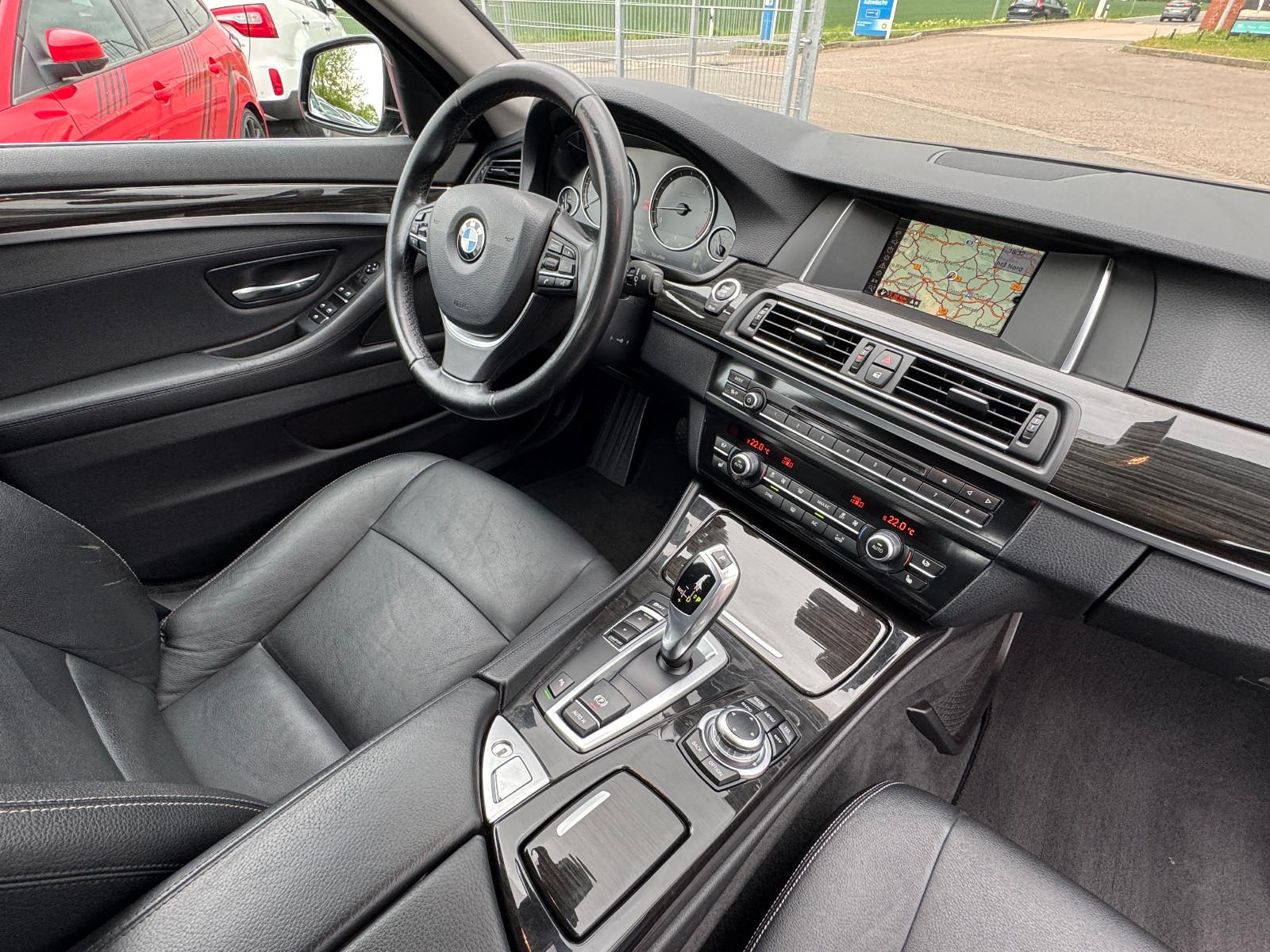 BMW 535D TOURING 3.0 313ch - BVA - CUIR - ATTELAGE - PLEINS PHARES XÉNON - SIÈGES CHAUFFANTS
