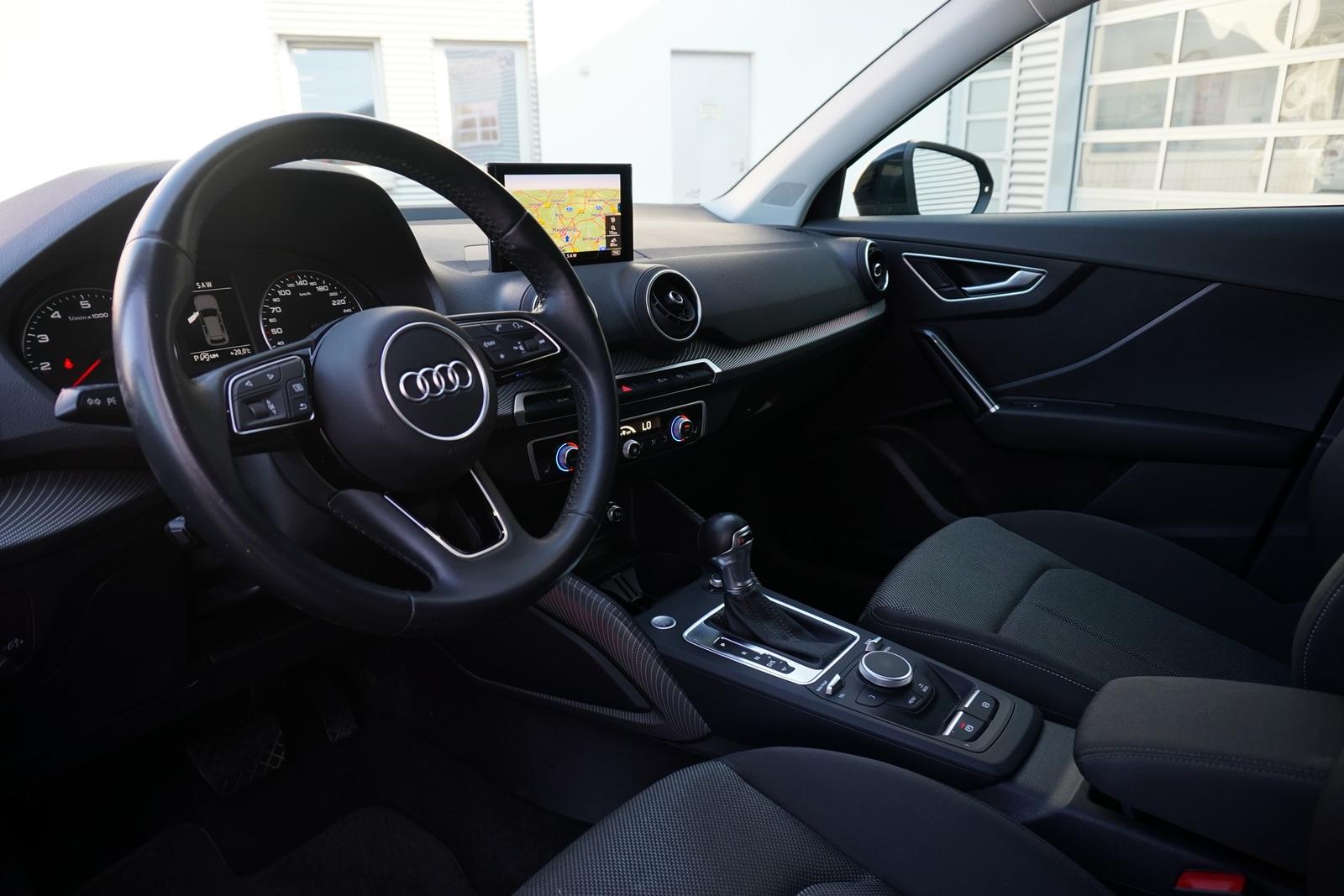 Audi Q2 35 1.5 TFSI S line LED Navi Sitzheizung AHK