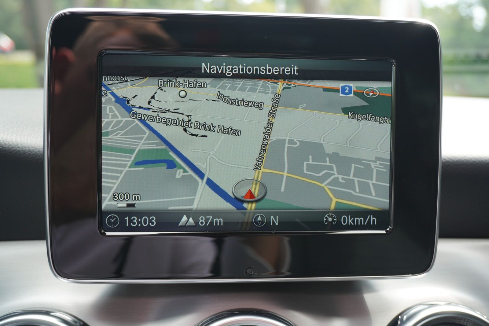 Mercedes-Benz GLA 220d AMG Line LED Navi Pano AHK 360 SHZ foto 25