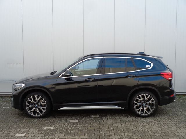 BMW X1 xDrive20d xLine  Aut. Leder, HUD, AHK, LM 19