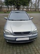 Opel Astra 1.8 16V Caravon Automatik - Opel Astra aus 2001: Kombi