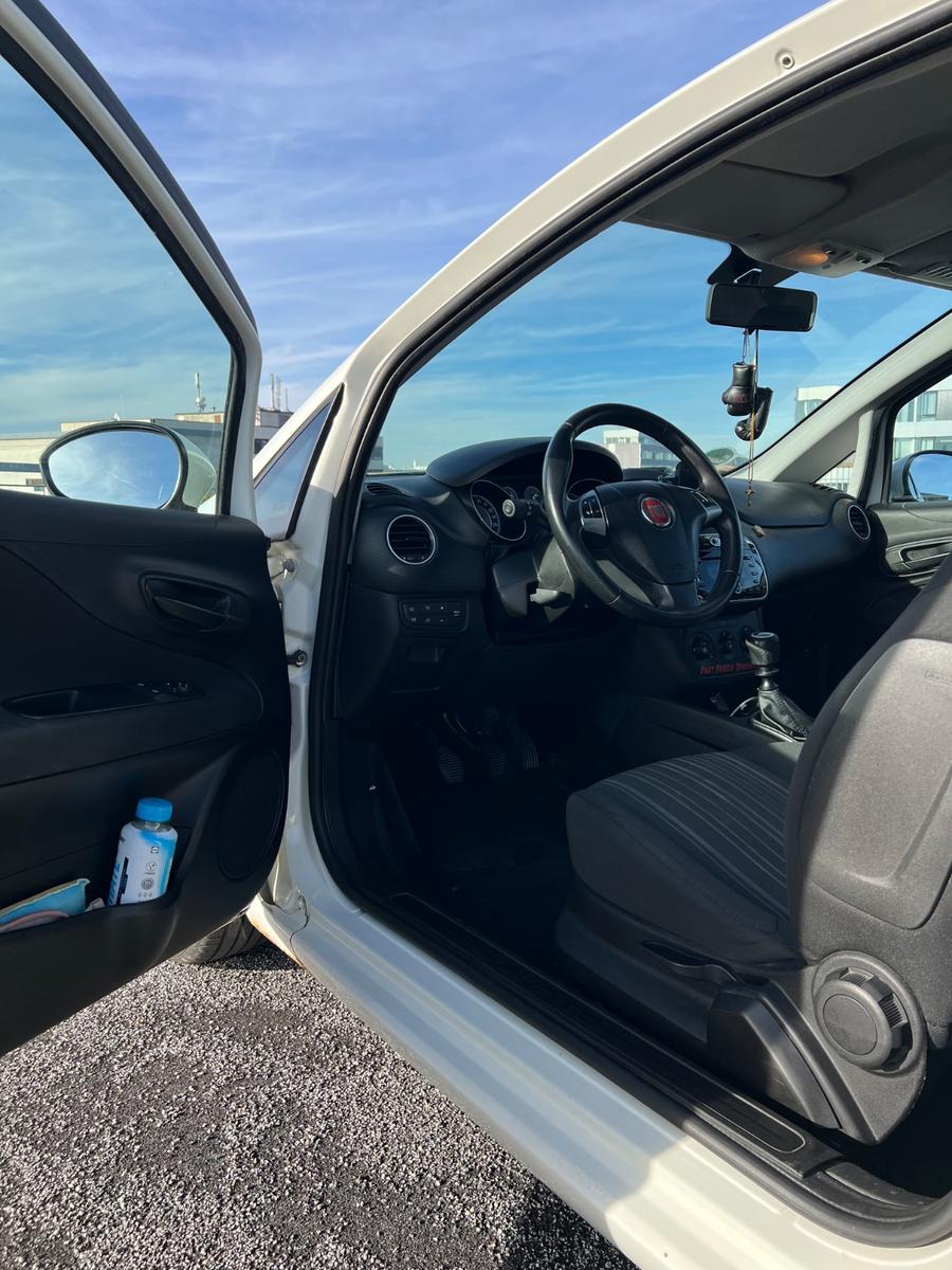 Fiat Punto Evo TÜV 5/27 