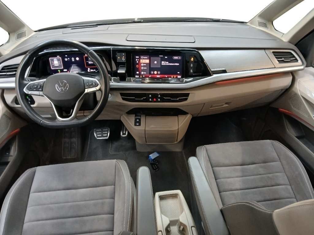 Volkswagen T7 Multivan — fotografia 3