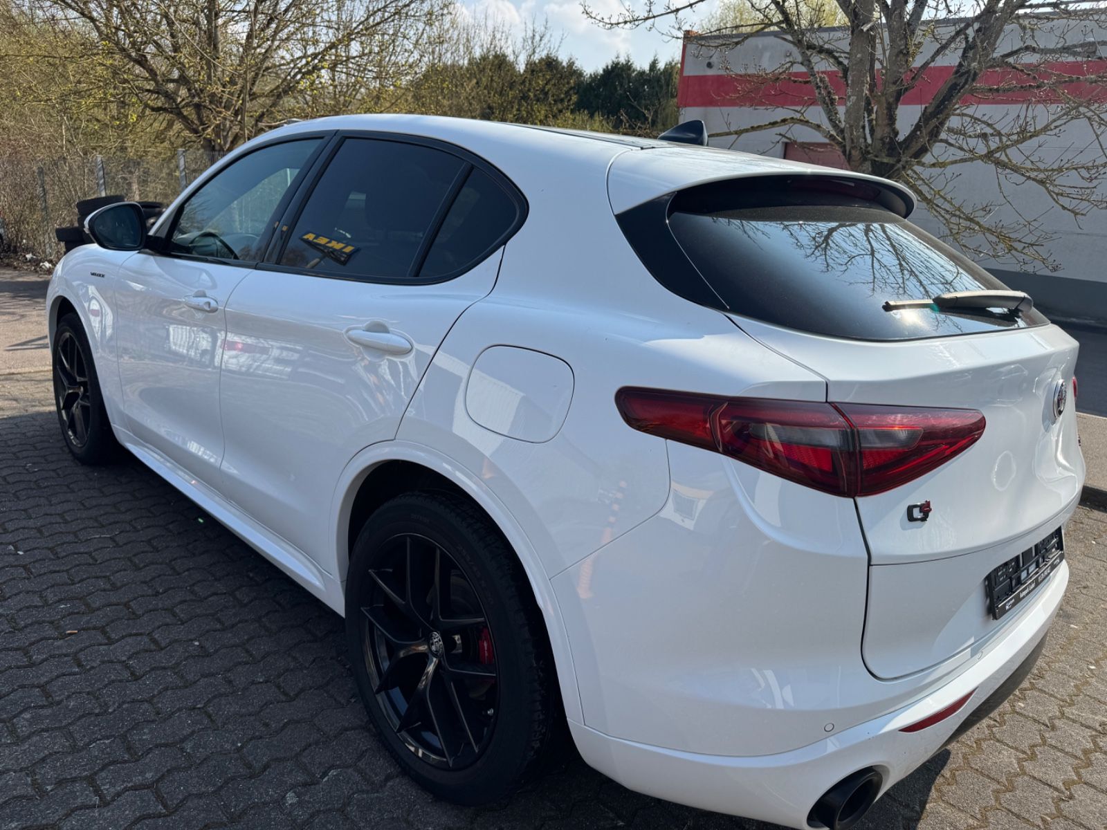 Fahrzeugabbildung Alfa Romeo Stelvio Veloce Q4 Panorama+Leder+LED+Navi+Kamera