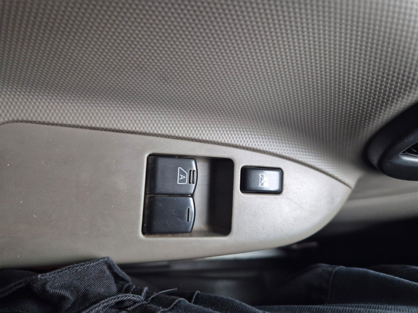 Fahrzeugabbildung Nissan Cabstar NT400 Palfinger P 160 TX 16m 1.104h