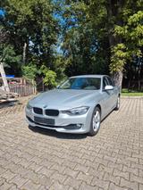 BMW 316i - 47.700km/1.HandHU/AUNEU - gebrauchte BMW 316 aus dem Jahr 2015