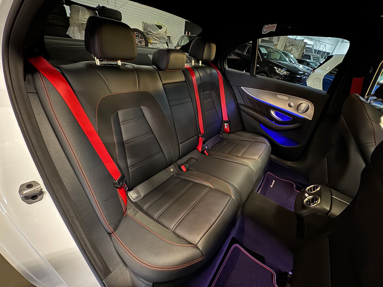 Fahrzeugabbildung Mercedes-Benz E 53 AMG 4Matic+ MBUX MEMORY AIRMATIC SD 360 DIS