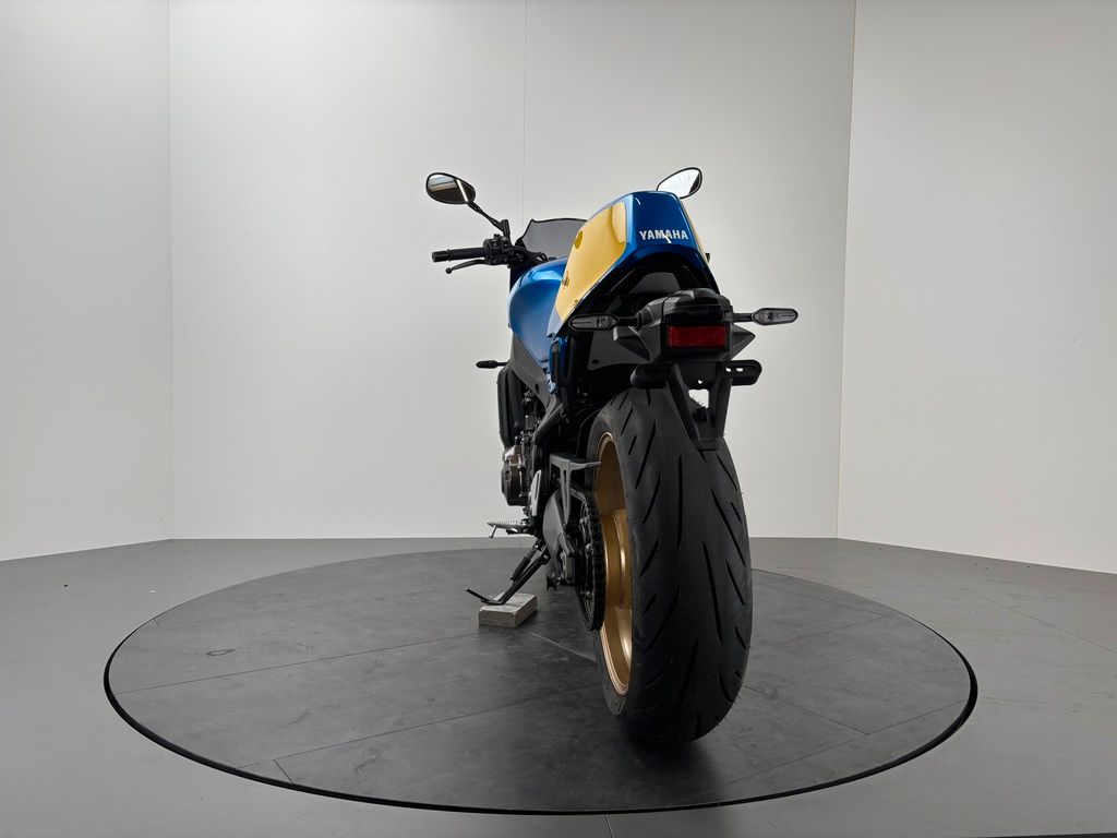 Fahrzeugabbildung Yamaha XSR900 *1. HAND *TOP*TIEFER*