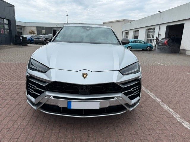 Fahrzeugabbildung Lamborghini Urus LP650 *PANO*HeUp*23**Mietkauf*