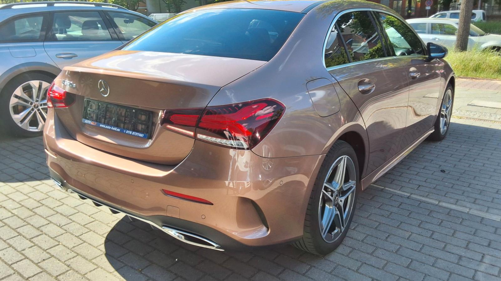 Mercedes-Benz A 250 Limousine AMG Line Top 1.Hand