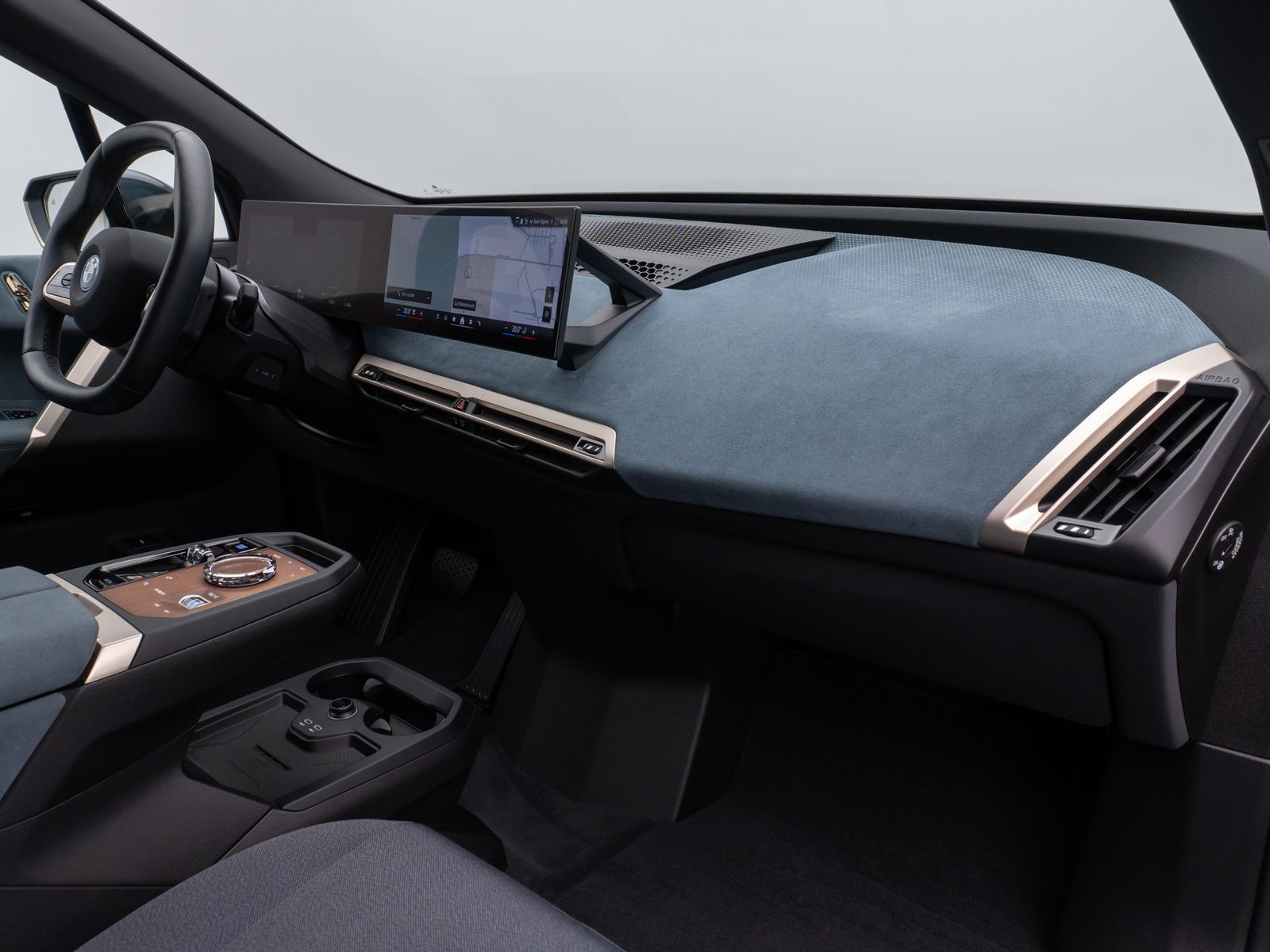 Fahrzeugabbildung BMW iX xD50 Panorama 360°Laser DAB H/K AHK Sport 22"