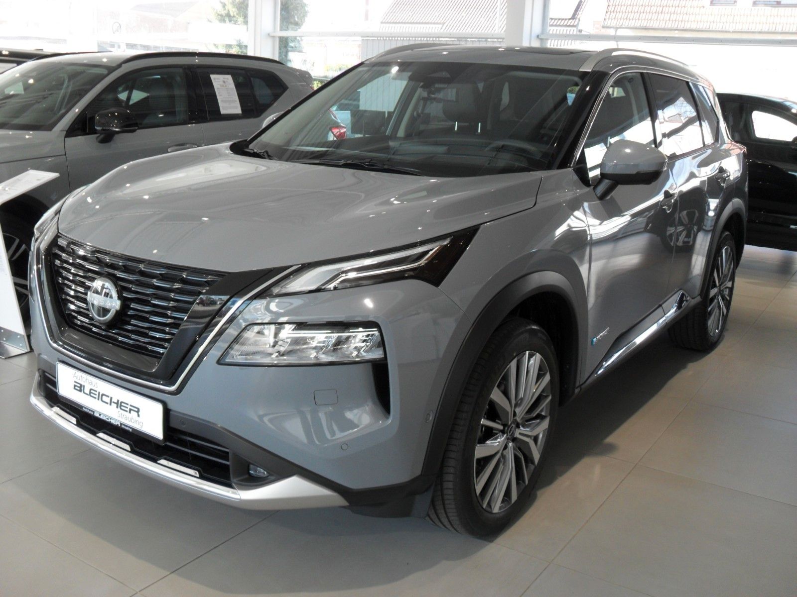 Fahrzeugabbildung Nissan X-Trail e-Power e-4orce Tekna | Head-up
