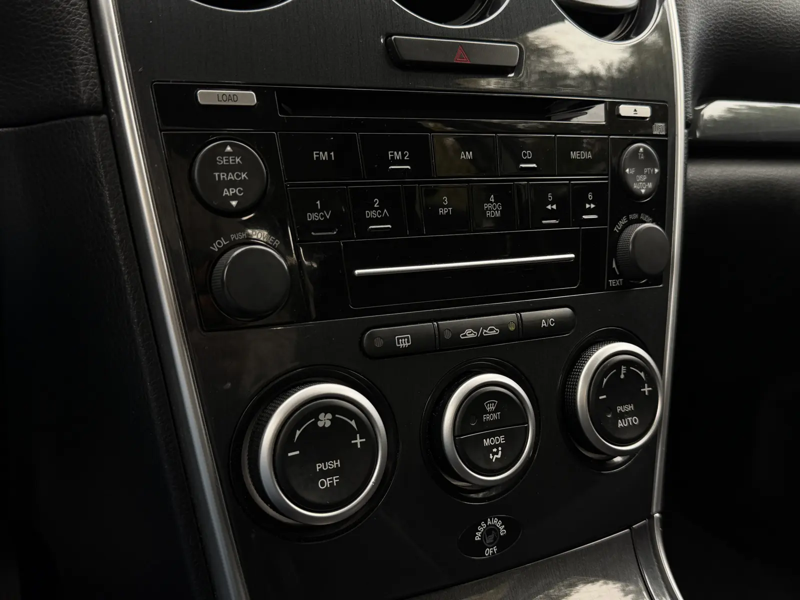 Mazda 6 2006 — photo 23