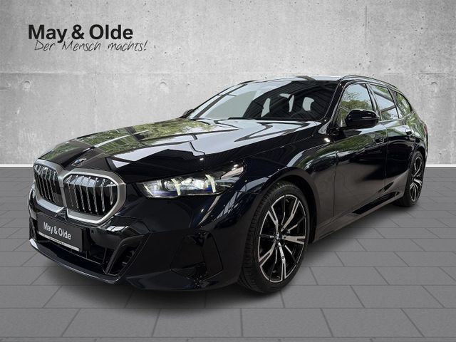 BMW 540 d xDrv Touring MSport Pano StHz B&amp;W LED AHK