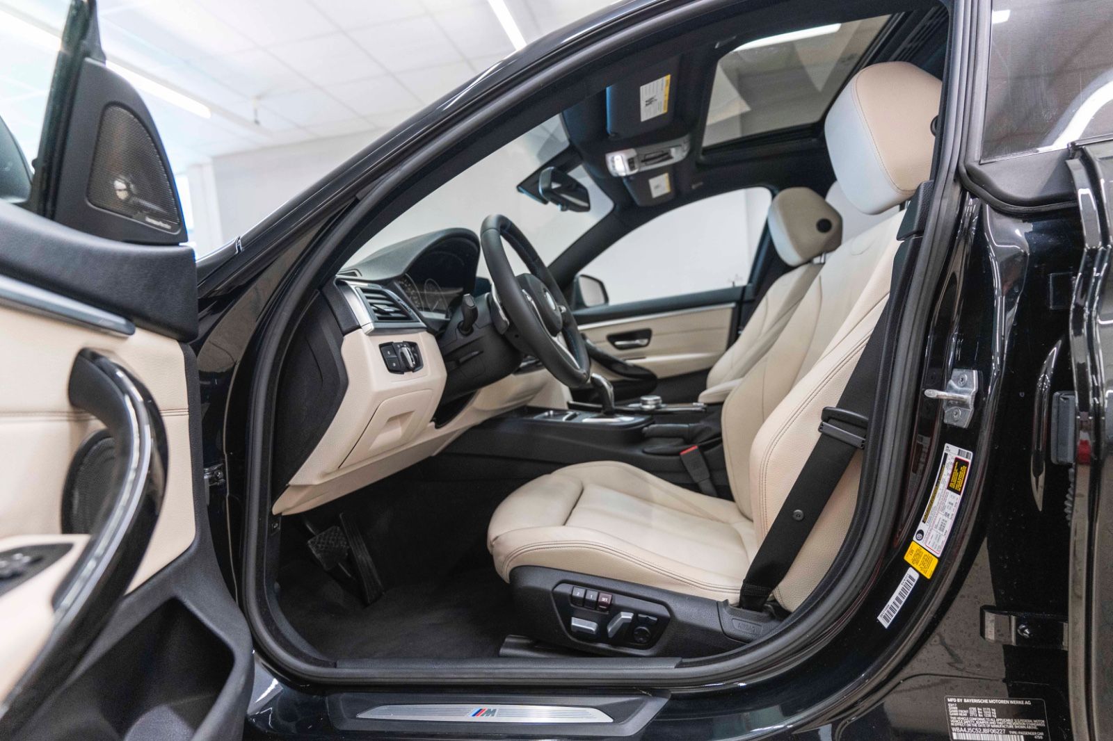 Fahrzeugabbildung BMW 440i GC M-Performance H&K LED CARPLAY KAM SHZ