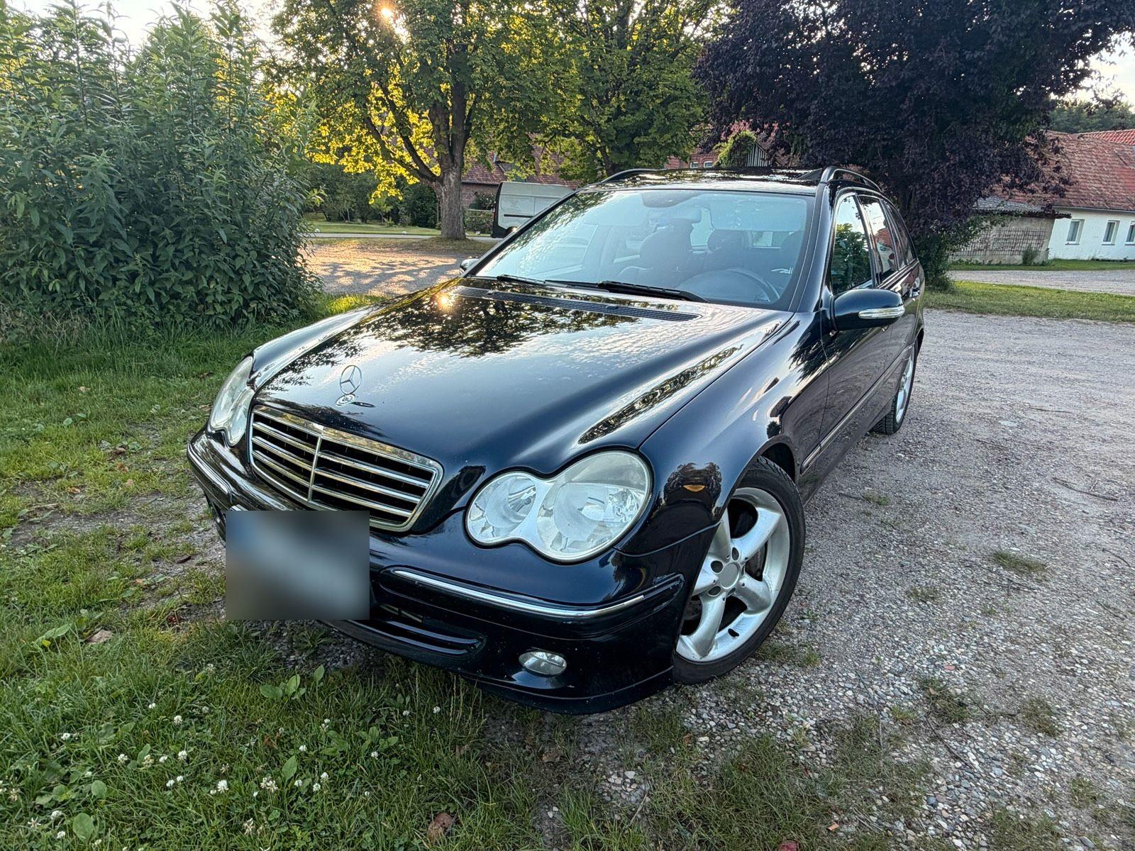 Mercedes-Benz C 220