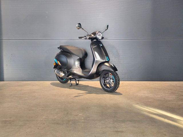 Vespa Primavera 50 S | Neu | Euro 5 | 2024 | Nero