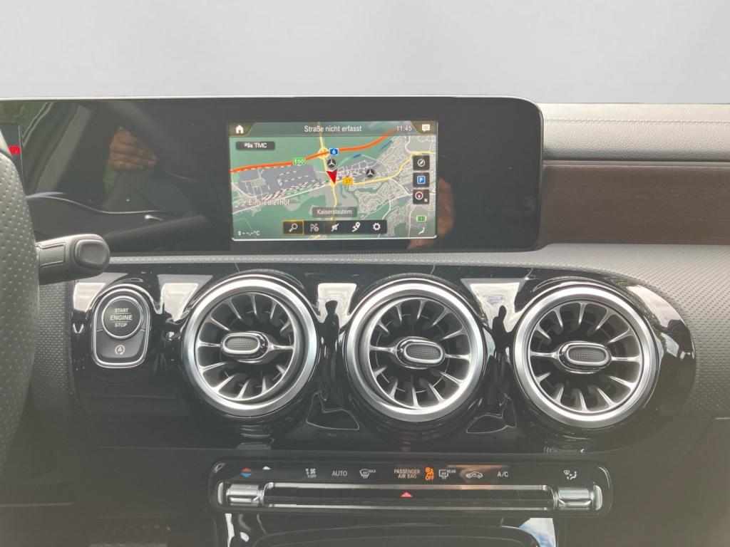 Mercedes-Benz A-Class d 4M AMG LED AMBI TEMP 360°KAM PDC SHZ CarP, миниатюра 12