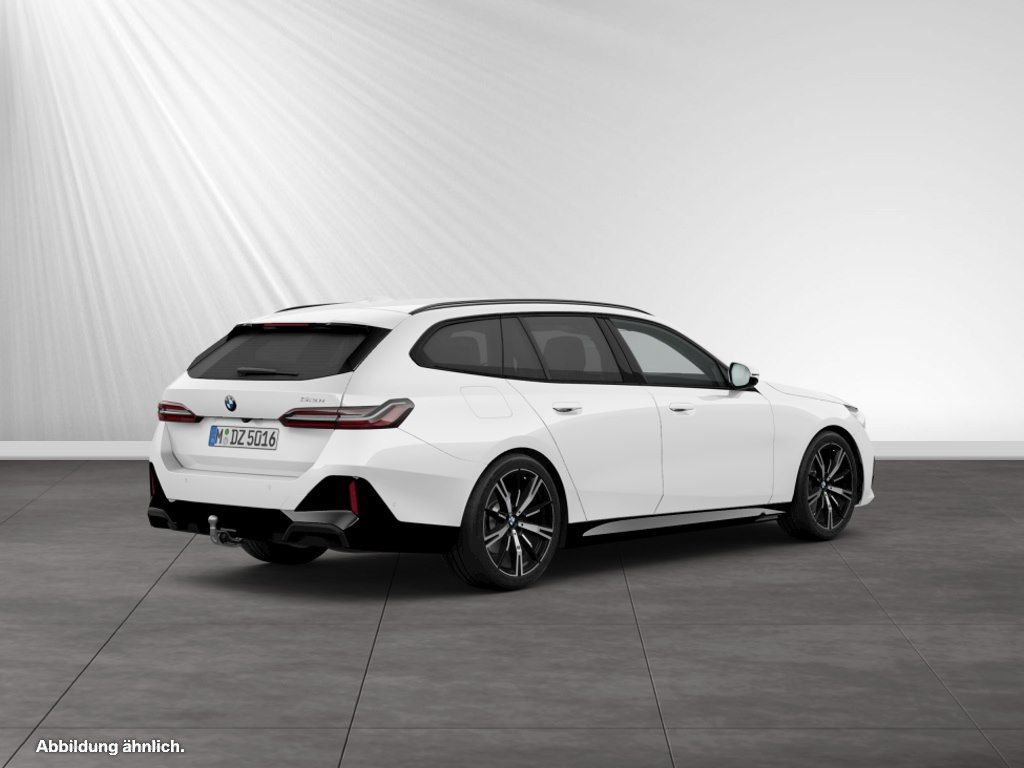 BMW 520i Touring M Sport AHK Head-Up H K PAProf foto 2