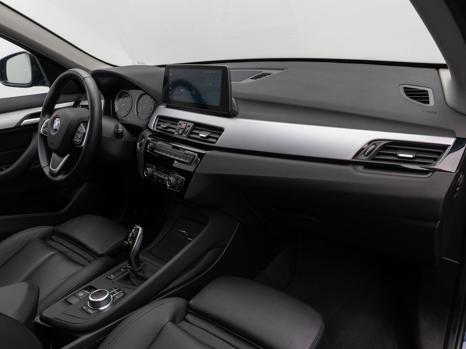Fahrzeugabbildung BMW X1 xD20d ACC Kamera HUD DAB Memory Leder Panoram