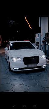 Chrysler chrysler 300c 2018 V8 5.7 mit neuem Tüv - Chrysler: M300
