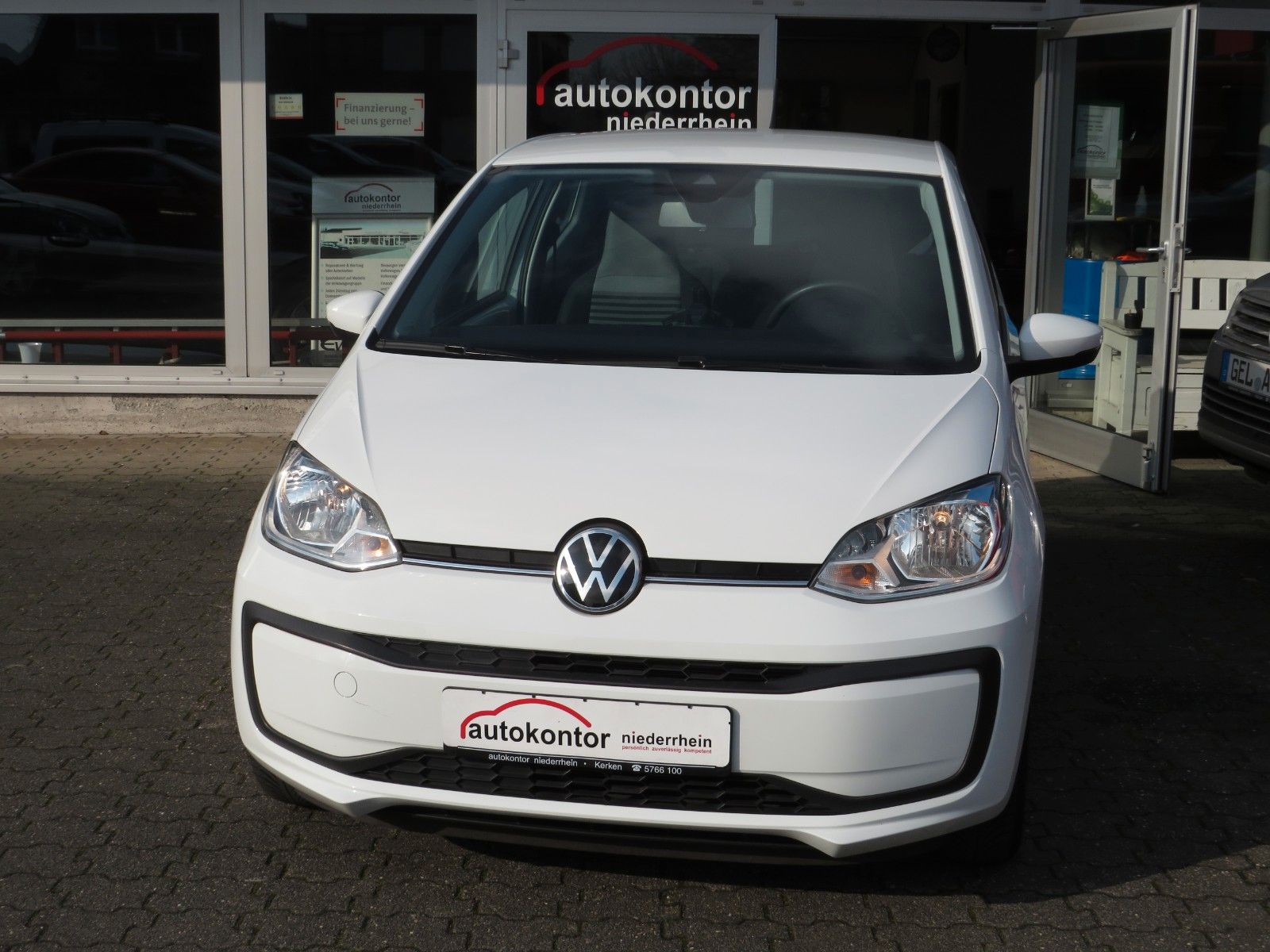 Fahrzeugabbildung Volkswagen up! KAMERA PDC MAPS&MORE GRA DAB 1.HD