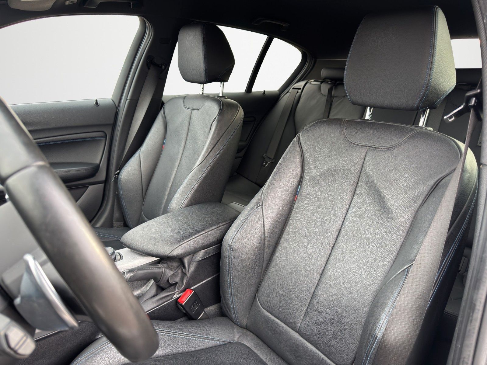 Fahrzeugabbildung BMW M140I XDRIVE SPECIAL EDITION H&K KAM OZ PERFORM