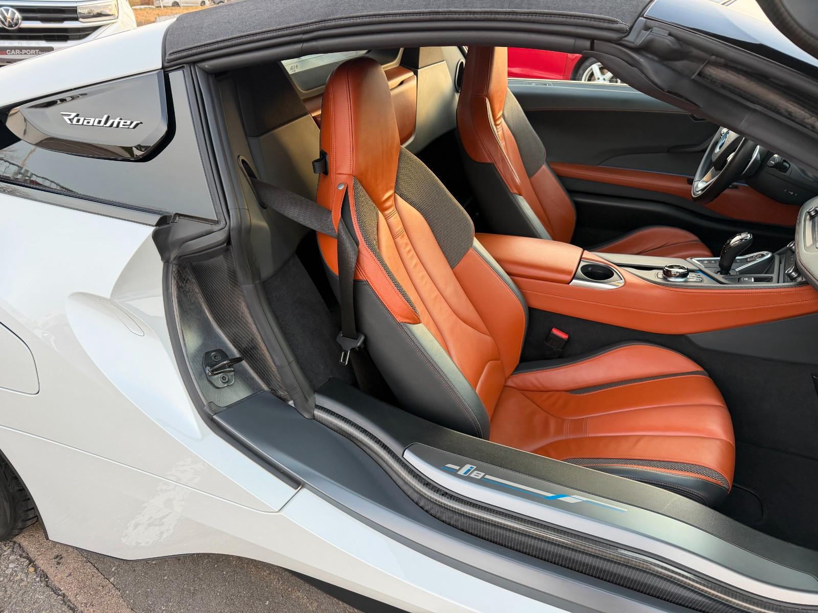 BMW i8 Roadster